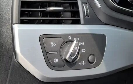 Audi A4, 2022 год, 2 435 000 рублей, 18 фотография
