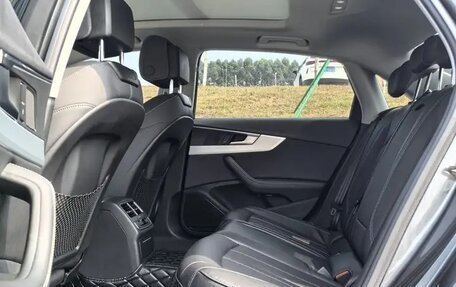Audi A4, 2022 год, 2 435 000 рублей, 12 фотография