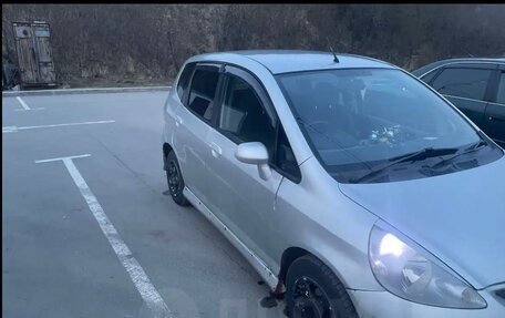 Honda Fit III, 2002 год, 300 000 рублей, 5 фотография