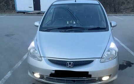 Honda Fit III, 2002 год, 300 000 рублей, 6 фотография