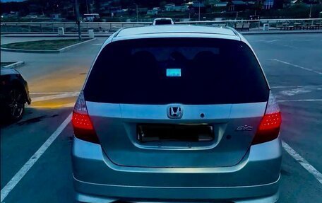 Honda Fit III, 2002 год, 300 000 рублей, 7 фотография