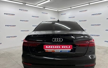 Audi A6, 2019 год, 2 900 000 рублей, 5 фотография