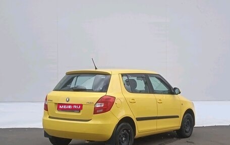 Skoda Fabia II, 2013 год, 639 000 рублей, 5 фотография