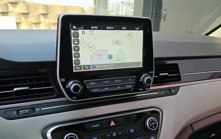 Hyundai Grand Starex Grand Starex I рестайлинг 2, 2020 год, 2 170 000 рублей, 10 фотография