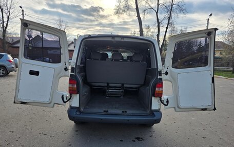 Volkswagen Caravelle T5, 2008 год, 930 000 рублей, 6 фотография