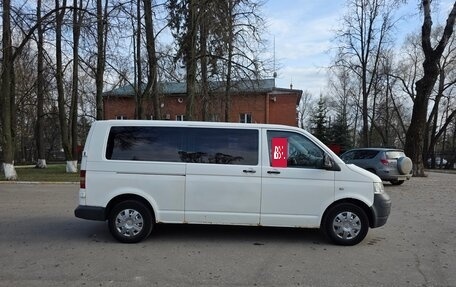 Volkswagen Caravelle T5, 2008 год, 930 000 рублей, 3 фотография