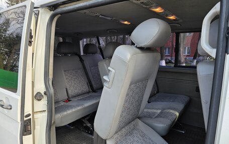Volkswagen Caravelle T5, 2008 год, 930 000 рублей, 10 фотография