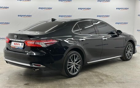 Toyota Camry, 2023 год, 3 930 000 рублей, 3 фотография
