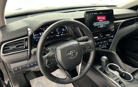 Toyota Camry, 2023 год, 3 930 000 рублей, 6 фотография