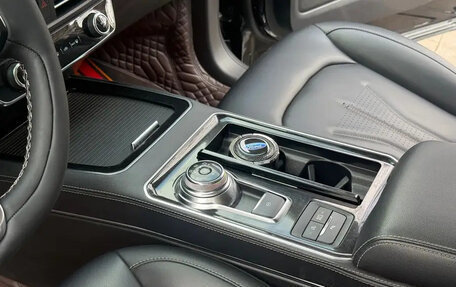 Ford Edge II рестайлинг, 2021 год, 2 250 000 рублей, 13 фотография