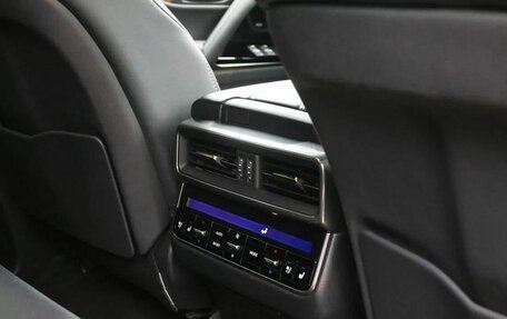 Lexus LX, 2022 год, 12 549 000 рублей, 14 фотография