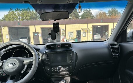 KIA Soul II рестайлинг, 2018 год, 1 750 000 рублей, 10 фотография