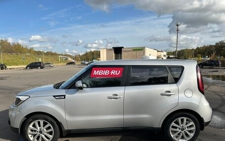 KIA Soul II рестайлинг, 2018 год, 1 750 000 рублей, 8 фотография