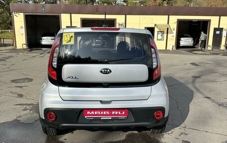 KIA Soul II рестайлинг, 2018 год, 1 750 000 рублей, 4 фотография