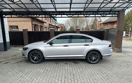 Volkswagen Passat B8 рестайлинг, 2018 год, 2 290 000 рублей, 2 фотография
