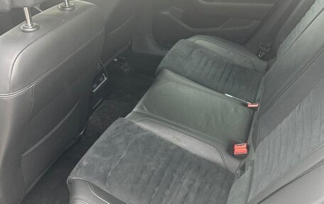Volkswagen Passat B8 рестайлинг, 2018 год, 2 290 000 рублей, 14 фотография