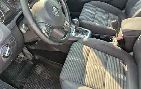 Volkswagen Tiguan I, 2010 год, 950 000 рублей, 3 фотография