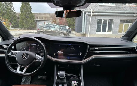 Volkswagen Touareg III, 2020 год, 6 600 000 рублей, 5 фотография