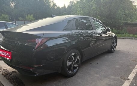 Hyundai Elantra, 2021 год, 1 430 000 рублей, 3 фотография