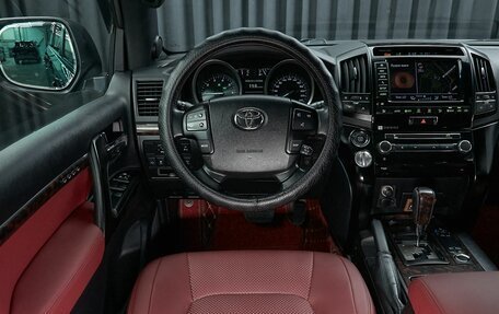 Toyota Land Cruiser 200, 2014 год, 4 999 000 рублей, 8 фотография