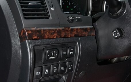Toyota Land Cruiser 200, 2014 год, 4 999 000 рублей, 15 фотография