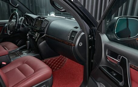 Toyota Land Cruiser 200, 2014 год, 4 999 000 рублей, 20 фотография
