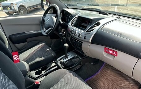 Mitsubishi L200 IV рестайлинг, 2011 год, 999 000 рублей, 18 фотография