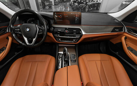 BMW 5 серия, 2021 год, 4 180 000 рублей, 8 фотография