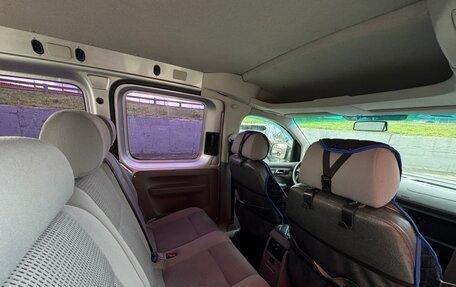 Volkswagen Caddy III рестайлинг, 2006 год, 545 000 рублей, 13 фотография