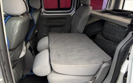 Volkswagen Caddy III рестайлинг, 2006 год, 545 000 рублей, 14 фотография