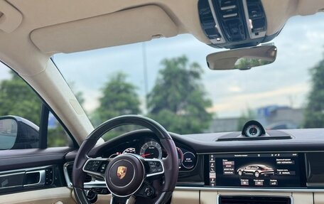 Porsche Panamera II рестайлинг, 2017 год, 9 600 000 рублей, 13 фотография