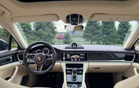 Porsche Panamera II рестайлинг, 2017 год, 9 600 000 рублей, 14 фотография