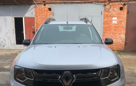 Renault Duster I рестайлинг, 2018 год, 2 100 000 рублей, 2 фотография