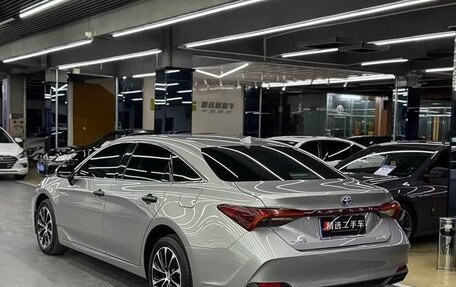 Toyota Avalon, 2022 год, 2 950 000 рублей, 5 фотография