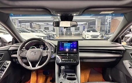 Toyota Avalon, 2022 год, 2 950 000 рублей, 10 фотография