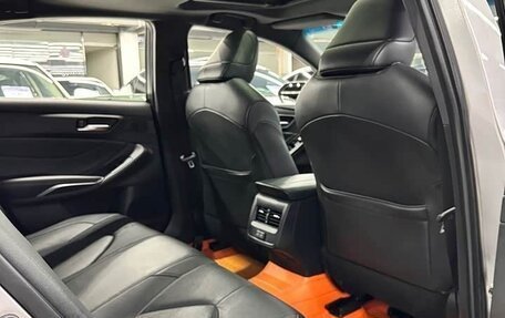 Toyota Avalon, 2022 год, 2 950 000 рублей, 18 фотография