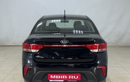 KIA Rio IV, 2018 год, 1 120 000 рублей, 5 фотография