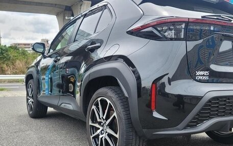 Toyota Yaris Cross, 2022 год, 1 490 000 рублей, 9 фотография
