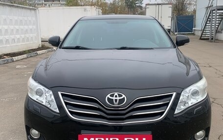 Toyota Camry, 2011 год, 1 275 000 рублей, 3 фотография