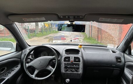 Mitsubishi Carisma I, 2003 год, 499 999 рублей, 16 фотография