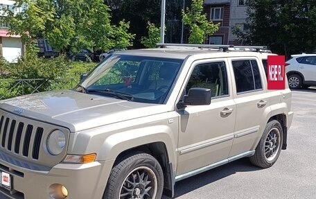Jeep Liberty (Patriot), 2010 год, 985 000 рублей, 4 фотография
