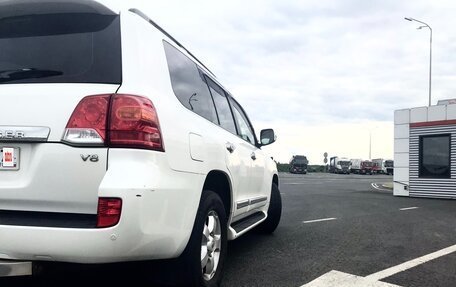 Toyota Land Cruiser 200, 2013 год, 2 999 000 рублей, 8 фотография