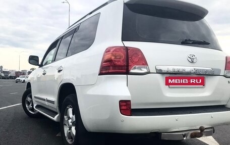 Toyota Land Cruiser 200, 2013 год, 2 999 000 рублей, 3 фотография