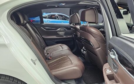 BMW 7 серия, 2021 год, 6 500 000 рублей, 9 фотография