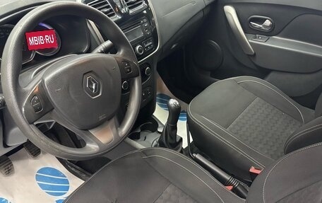 Renault Logan II, 2017 год, 850 000 рублей, 8 фотография