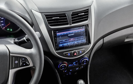 Hyundai Solaris II рестайлинг, 2016 год, 1 049 000 рублей, 17 фотография