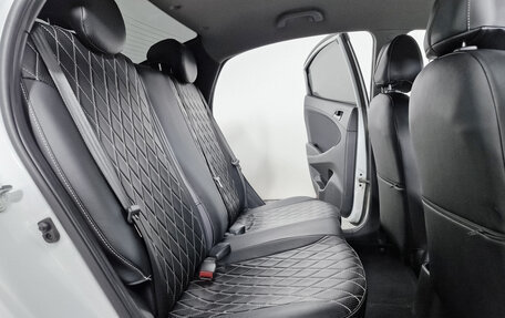 Hyundai Solaris II рестайлинг, 2016 год, 1 049 000 рублей, 11 фотография