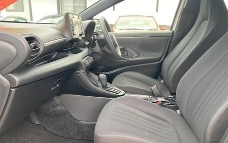 Toyota Yaris, 2021 год, 1 100 333 рублей, 15 фотография