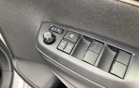 Toyota Yaris, 2021 год, 1 100 333 рублей, 24 фотография