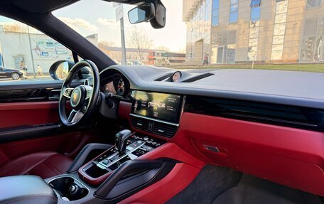 Porsche Cayenne III, 2018 год, 6 800 000 рублей, 18 фотография